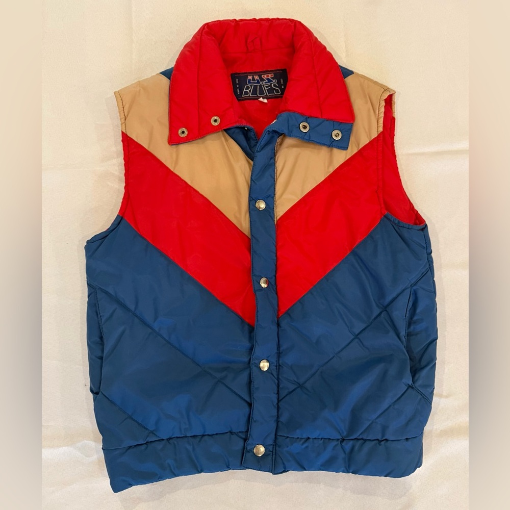 Vintage US Blues Men’s Chevron Puffer Vest - Red, Blue & Tan